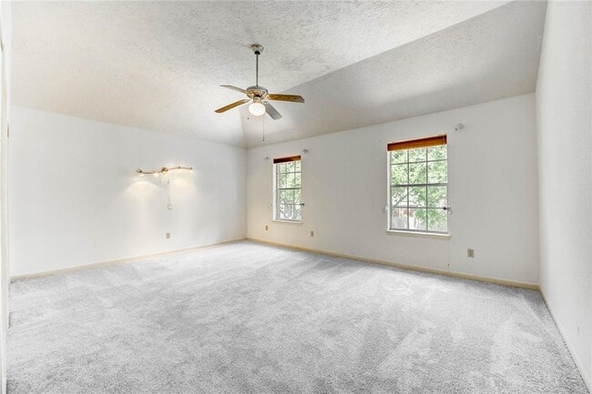Building Photo - 1230 Manchester Cir