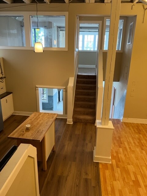 Building Photo - 719 Rhode Island St