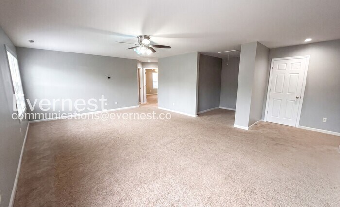 Building Photo - 112 Grey Mare St