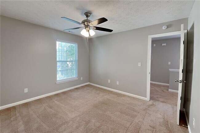Building Photo - 76 Arrowhead Dr