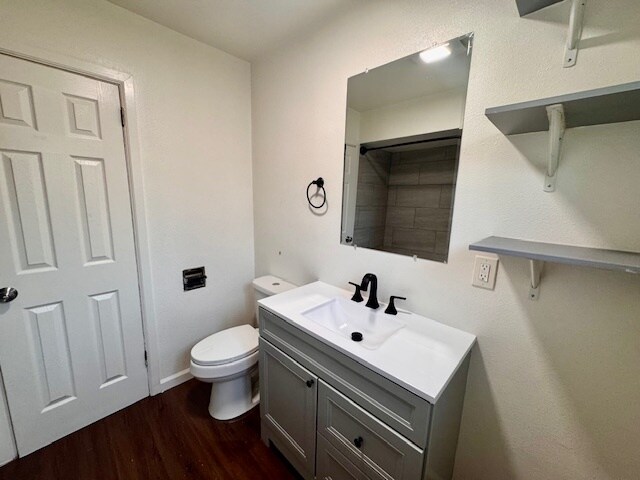 Building Photo - 36947 Melrose Dr