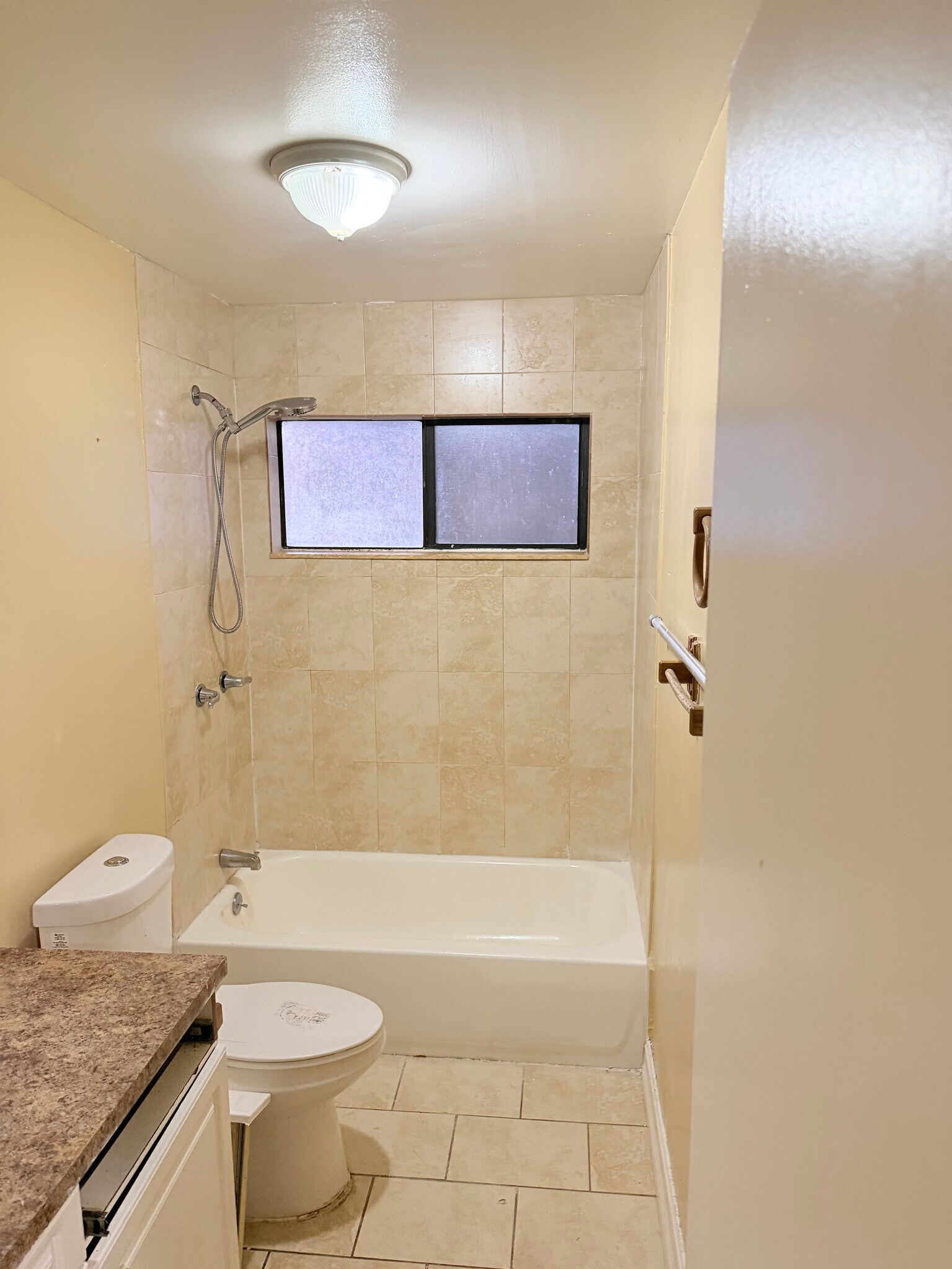 Building Photo - 1825 Adventure Pl