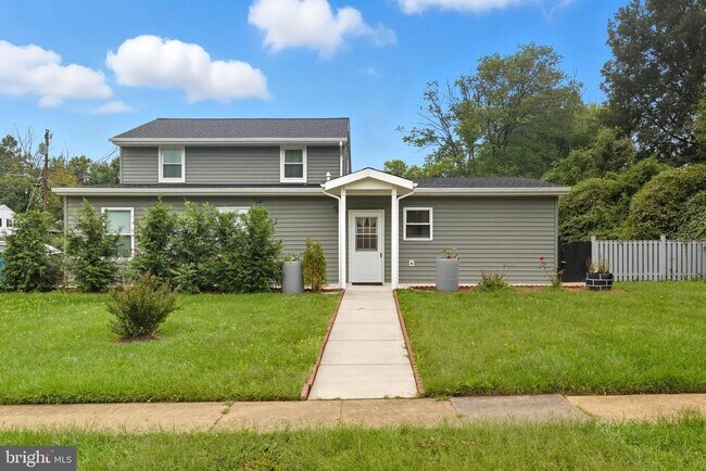 Building Photo - 5206 Gilpin Dr