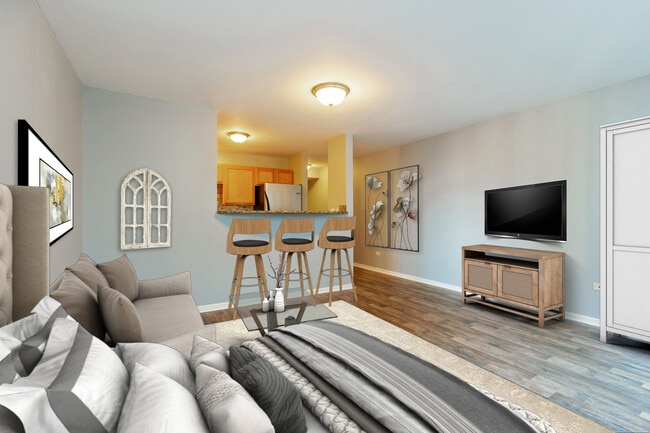 Building Photo - 345 N La Salle Dr