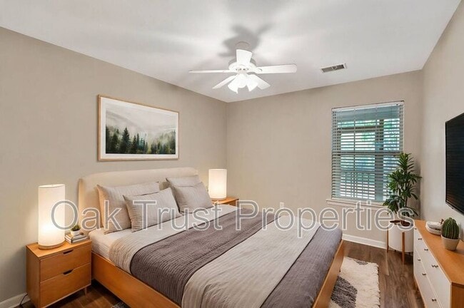 Building Photo - 2284 Kings Gate Ln