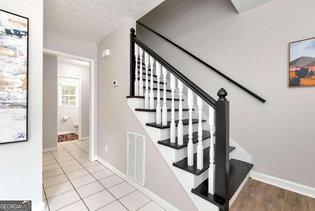 Building Photo - 3860 Maple Wood Trail