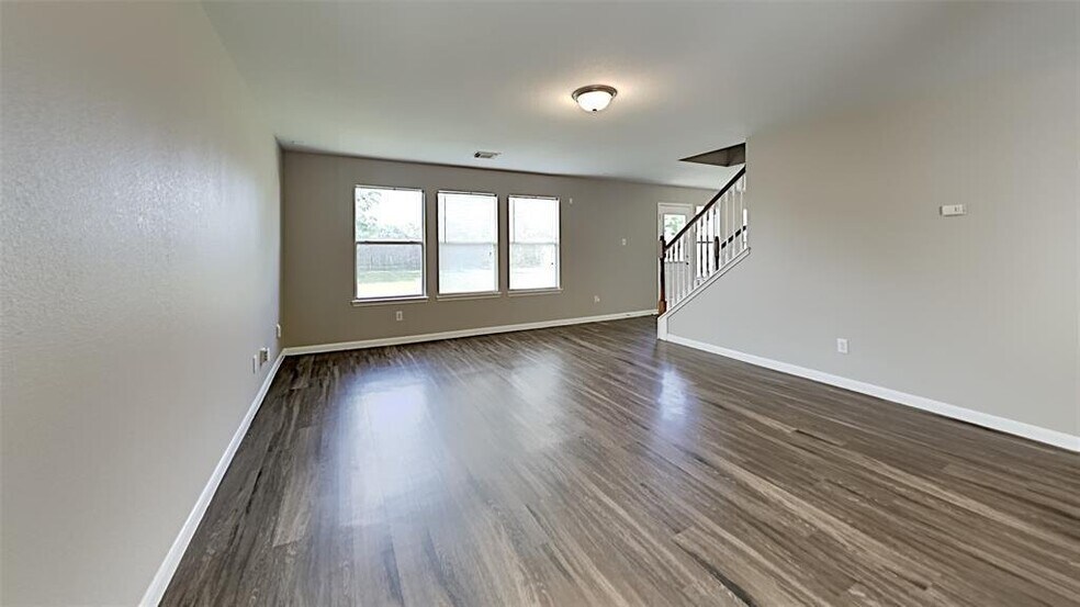 Building Photo - 15406 Lynford Crest Dr