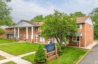 Building Photo - 319 Columbia Ave