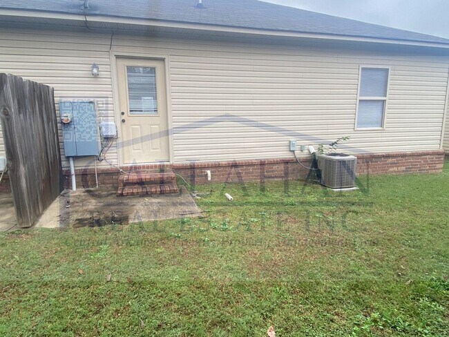 Building Photo - 2 Bedroom Duplex in Sherwood