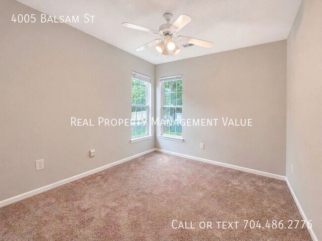Building Photo - 4005 Balsam St