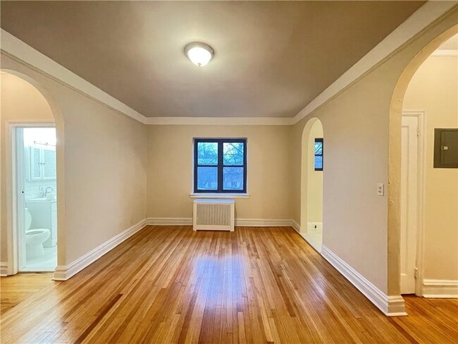 Building Photo - 110 Stonelea Pl