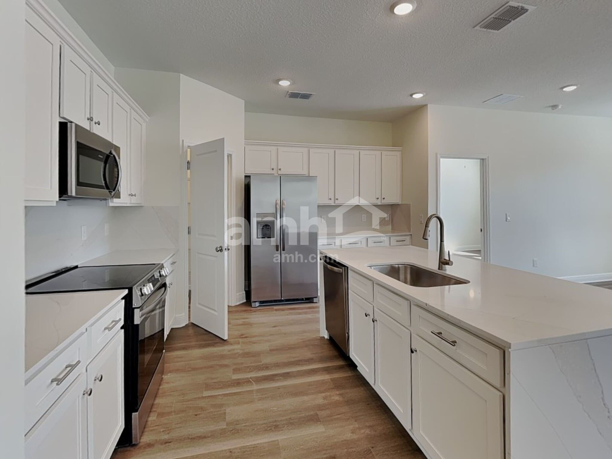 Building Photo - 1533 Blue Nile Pt
