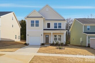 Building Photo - 3031 Breslin St