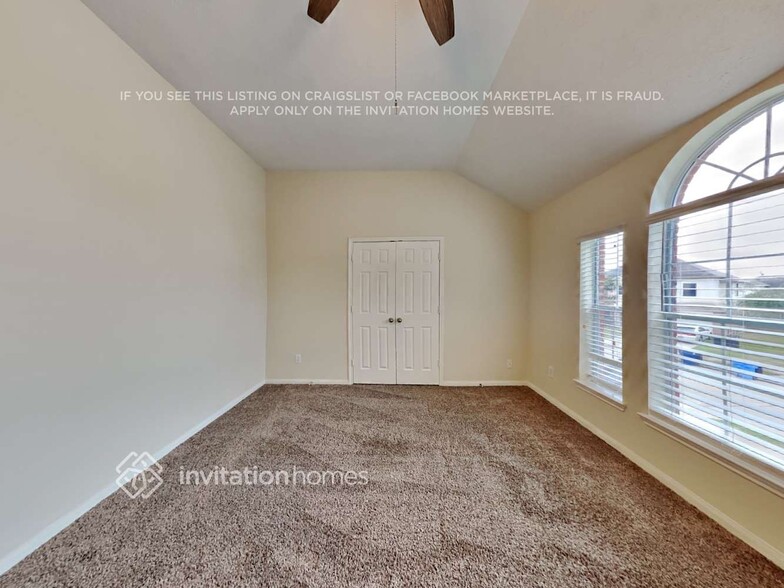 Building Photo - 21 Oakland Park Dr