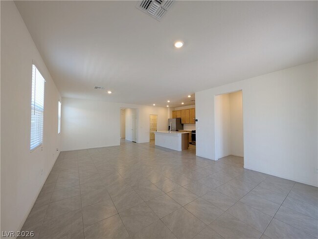 Building Photo - 4256 Scarlet Cob Ave