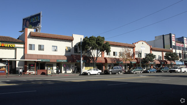 Building Photo - Fruitvale Center