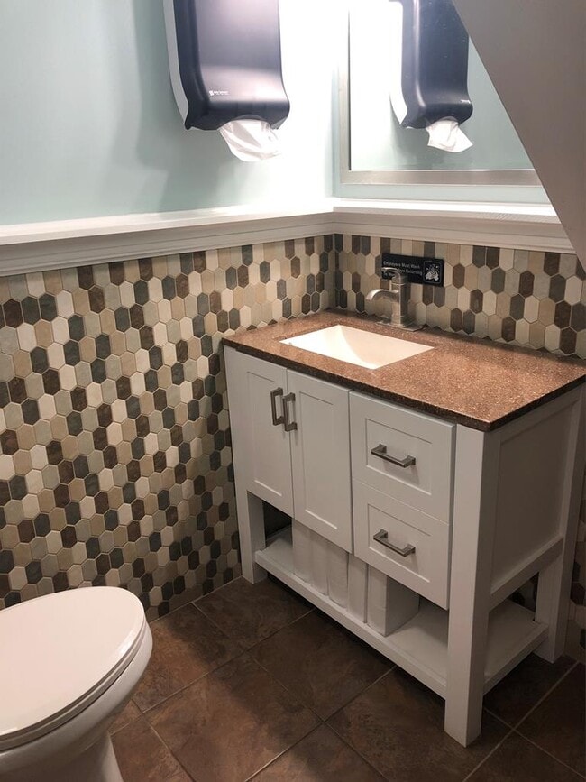 Building Photo - 25514 E Main St