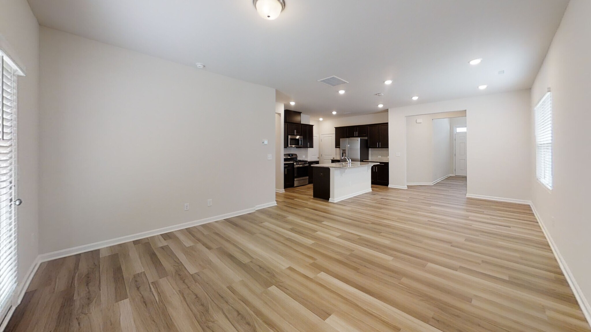 Building Photo - 103 Silver Fir Ln