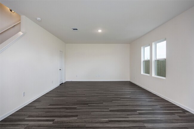 Building Photo - 31114 Gayle Prairie Oaks St