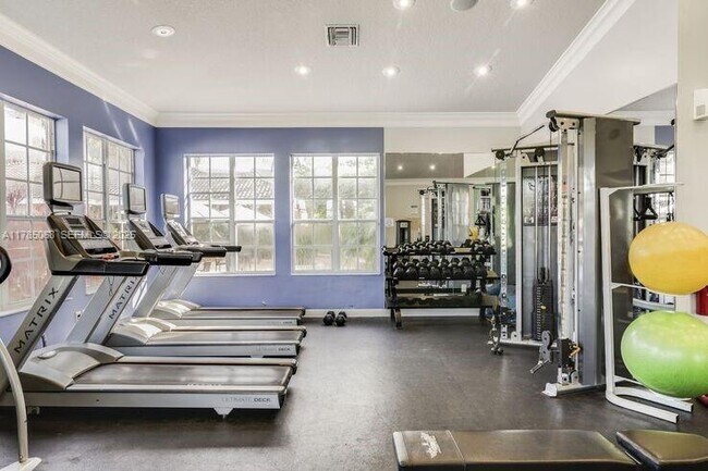 Building Photo - 5555 N Military Trl