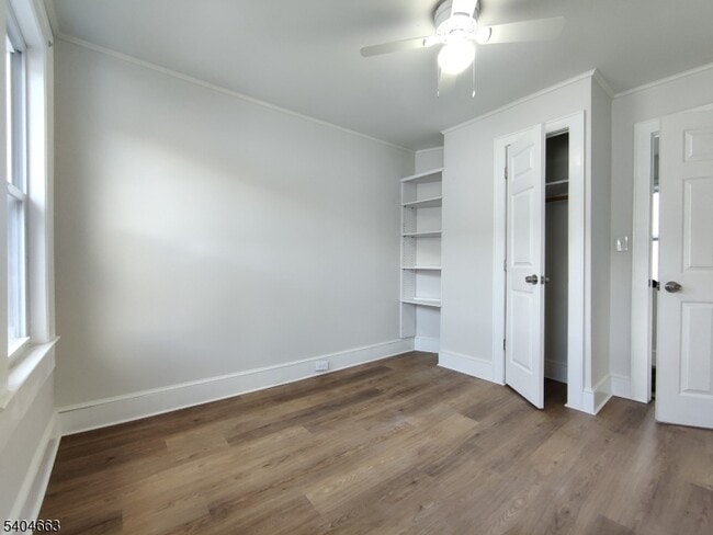 Building Photo - 86 Brookdale Ave