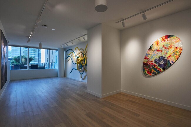 Building Photo - 1000 S Michigan Ave