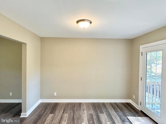 Building Photo - 2 Kelly Ct