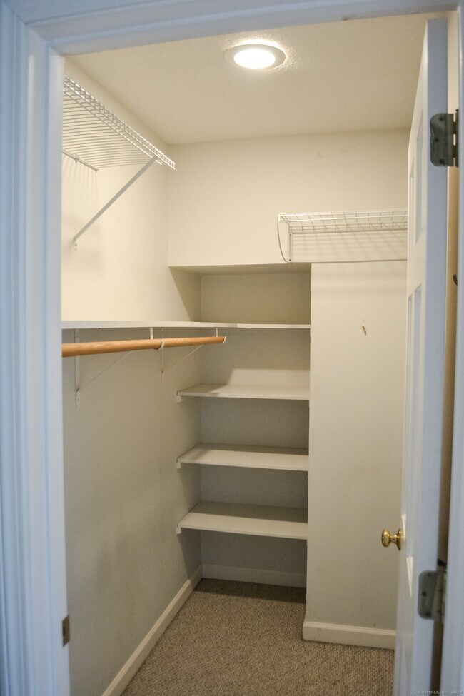 Building Photo - 1 Kempton Mews
