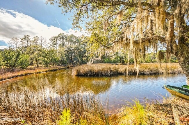 Building Photo - 1812 Dolphin Row Dr