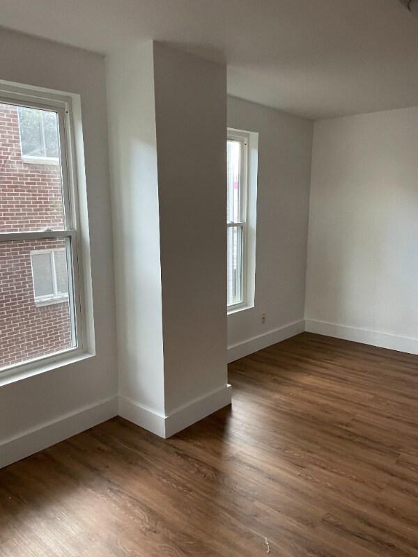 Building Photo - 19 Ridge Ave