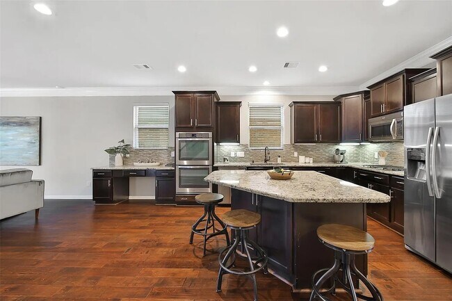 Building Photo - 28723 Baughman Ridge Dr