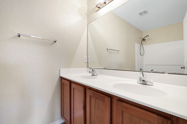 Building Photo - Two-Story Retreat with Modern Amenities an...