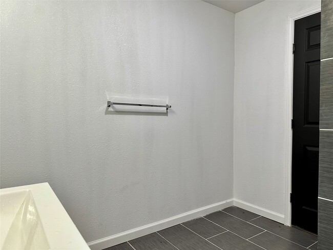 Building Photo - 4802 Elser St