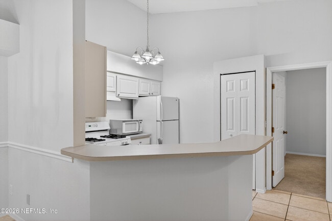 Building Photo - 13810 Sutton Park Dr N