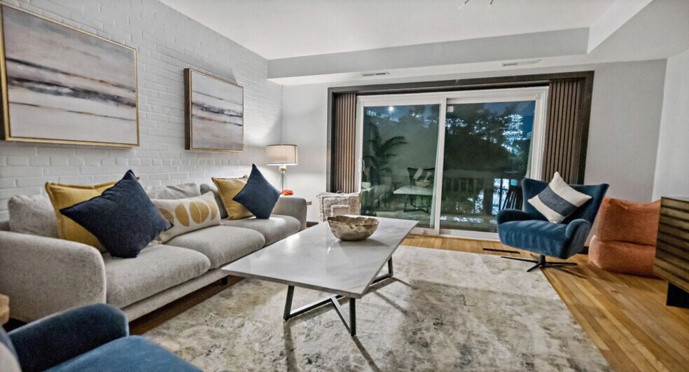 Building Photo - 3590 Water St NW