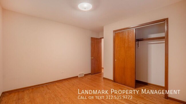 Building Photo - 700 Ridge Rd
