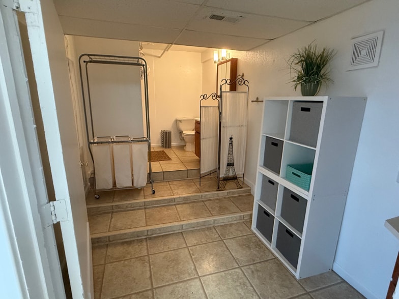 Building Photo - 190 Lubeck Rd