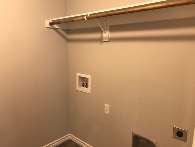 Building Photo - 2852 Melissa Ln