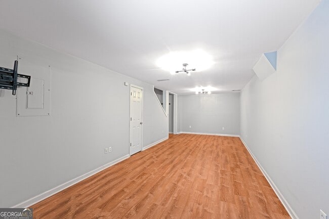 Building Photo - 100 Woodcrest Overlook