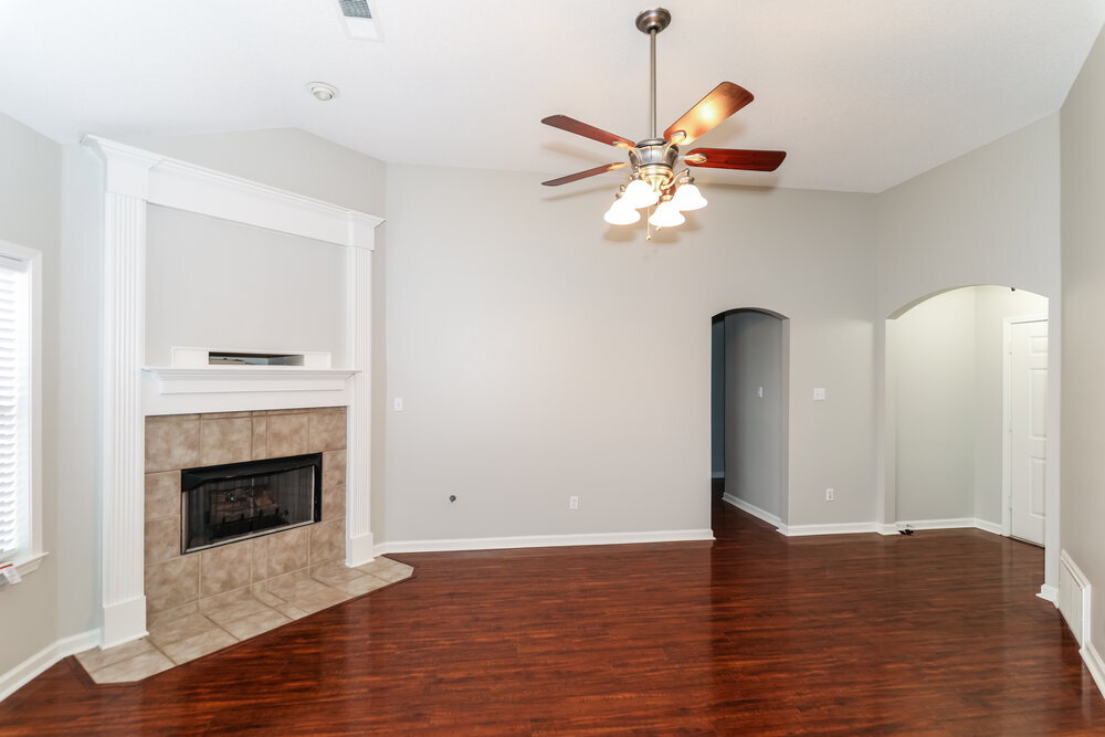 Building Photo - 60 Penny Ln