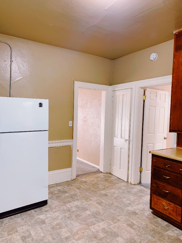 Building Photo - 724 E High St