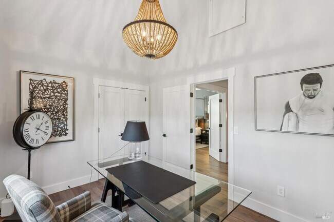 Building Photo - 1810 Quail Ct