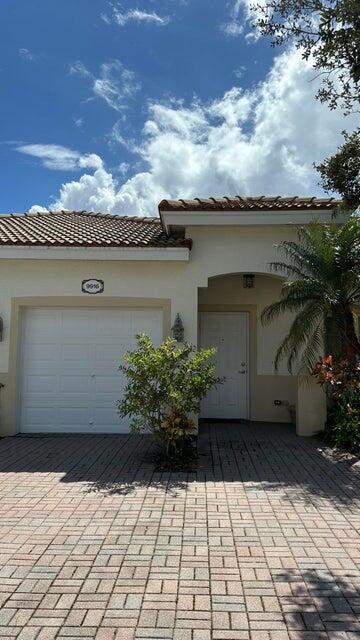 Primary Photo - 9916 Galleon Dr
