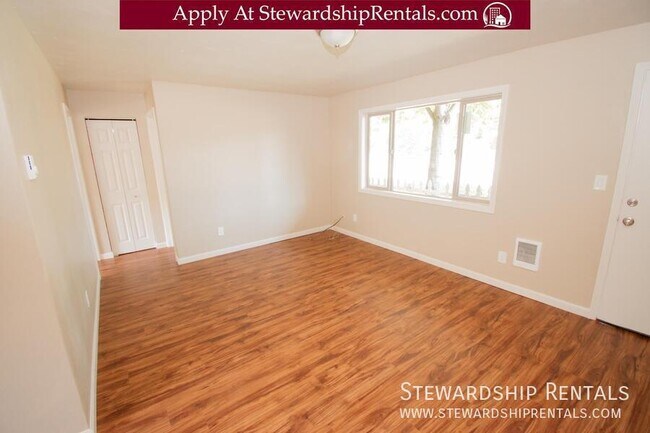 Building Photo - 32786 E Pearl St