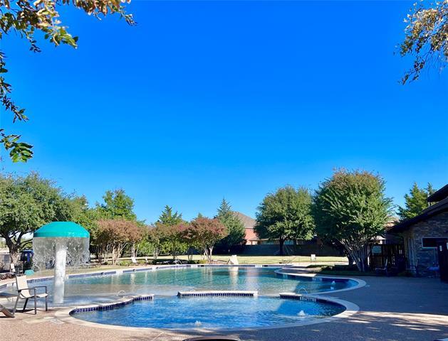 Building Photo - 15944 Avenel Way