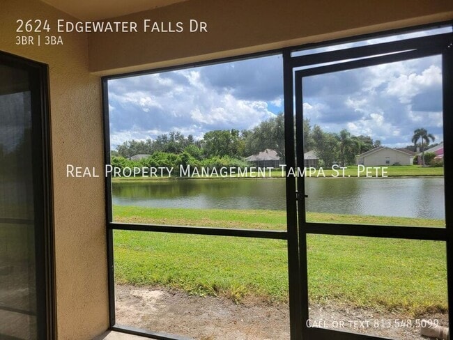 Building Photo - 2624 Edgewater Falls Dr