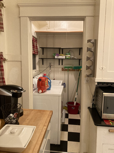 Laundry Room In Unit - 2476 A St