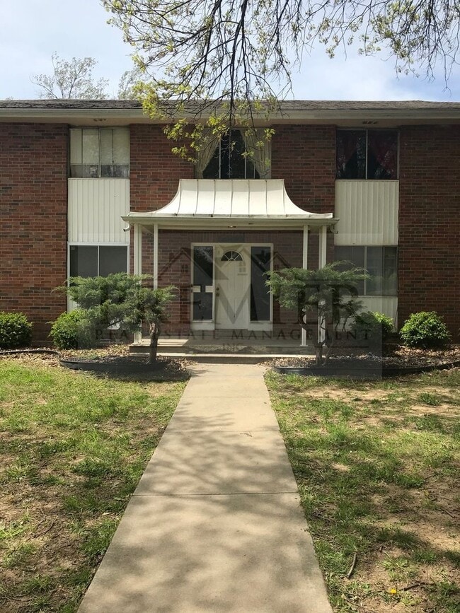 Primary Photo - 8036 Campbell St