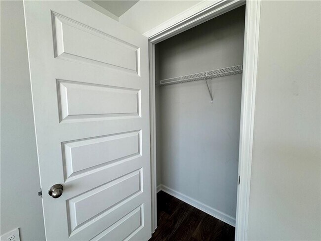 Building Photo - 38 Autumn's Wood Dr