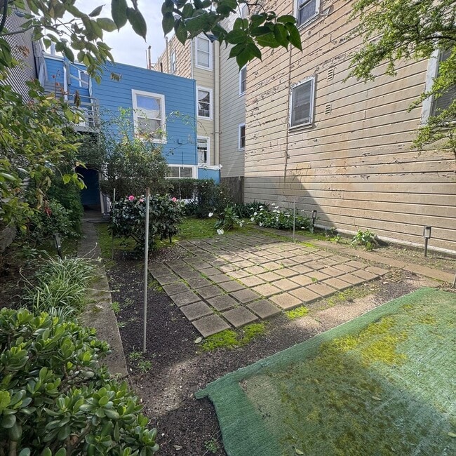 Building Photo - 3244 Balboa St